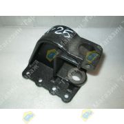 Кронштейн рессоры MITSUBISHI FUSO MC122991/MC114411 задней передний BRT25/HNG11
