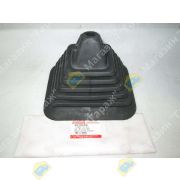 Пыльник рычага КПП ISUZU GIGA 1799971445/1799971300/1799971170/SIZ-05G230 SCHMACO