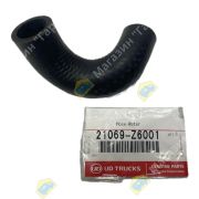 Патрубок помпы NISSAN UD 21069-Z6001 оригинал