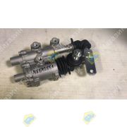 Пневмоусилитель (Доводчик) КПП MITSUBISHI FUSO FK71 ME642651 двигатель 6M61
